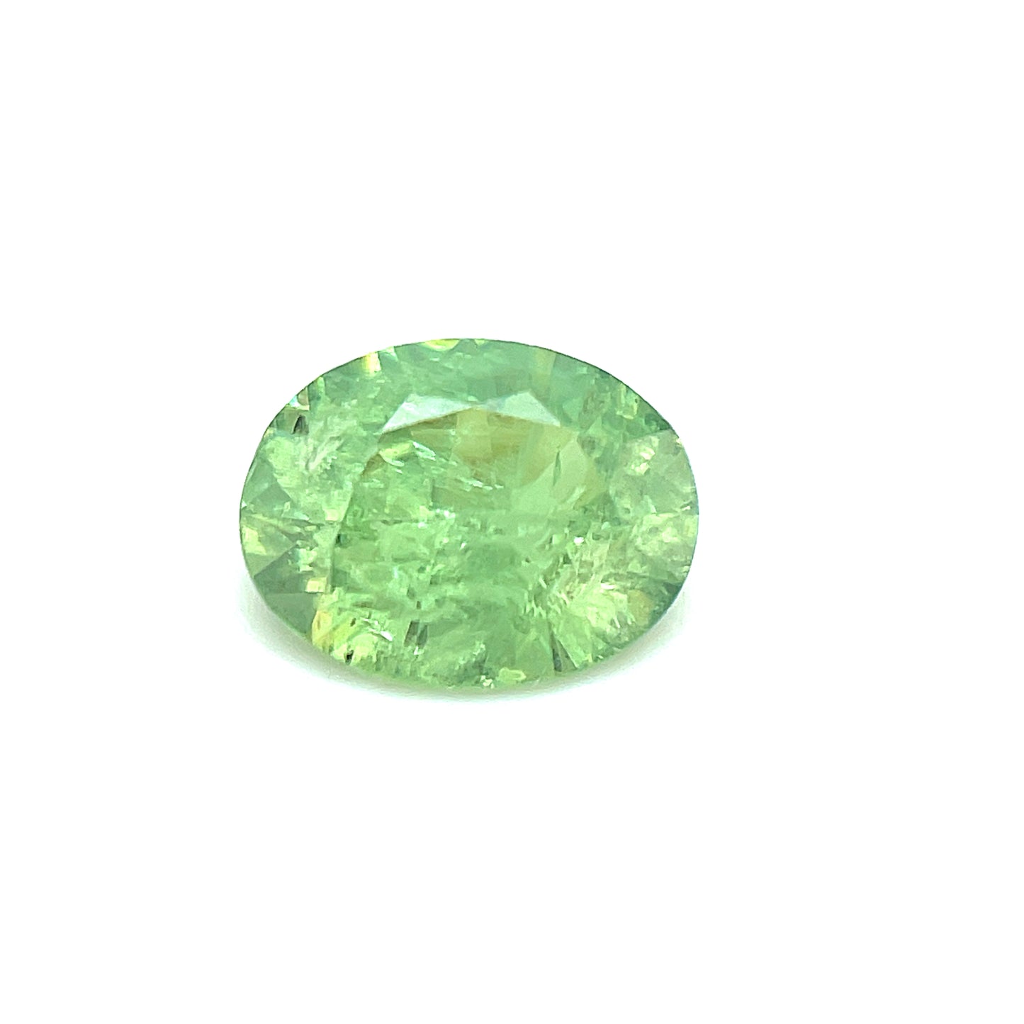 Demantoid, Grün, Oval, 1,39 ct., 7,7x6,0x3,9 mm
