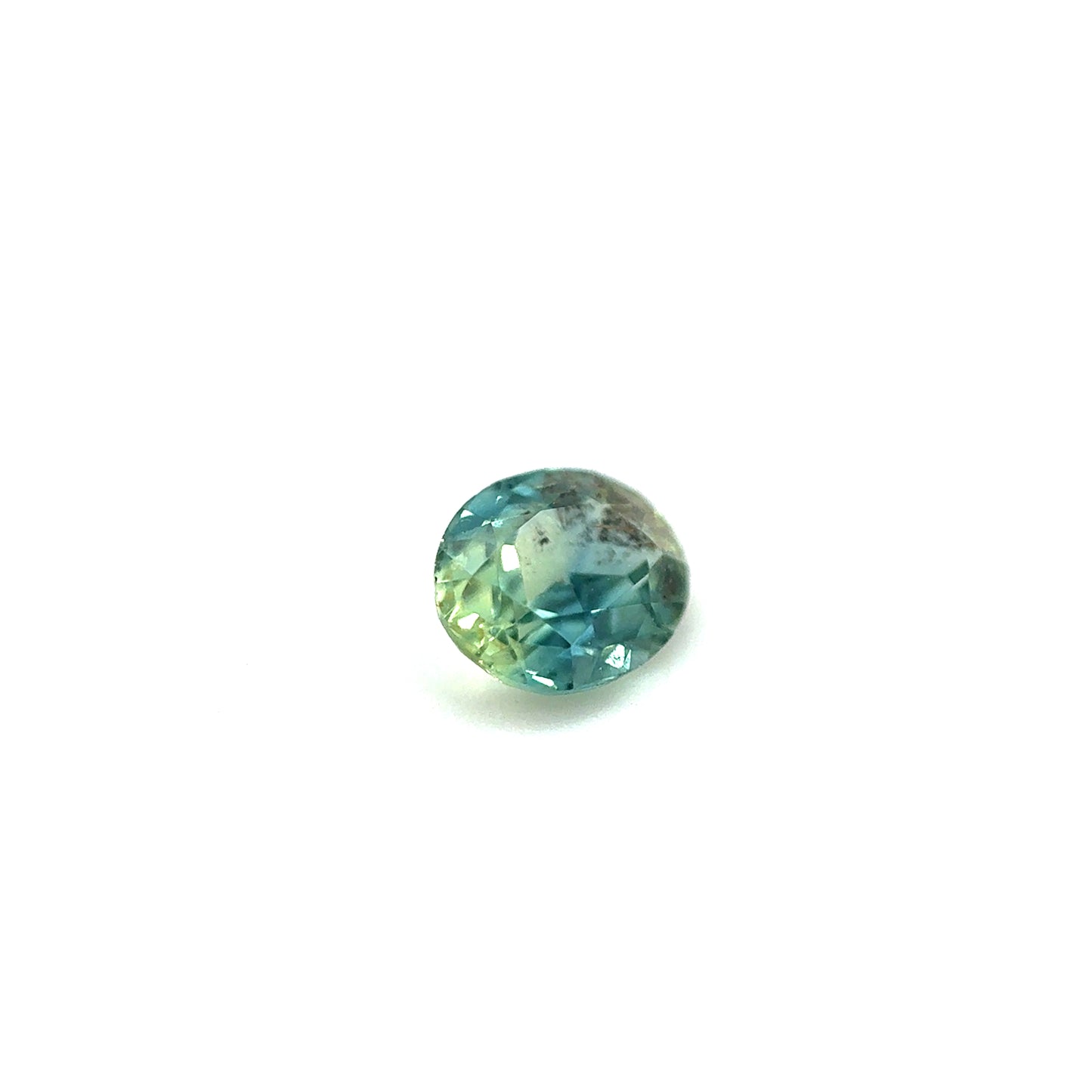 Saphir, Bicolor, Oval, 0,59 ct.