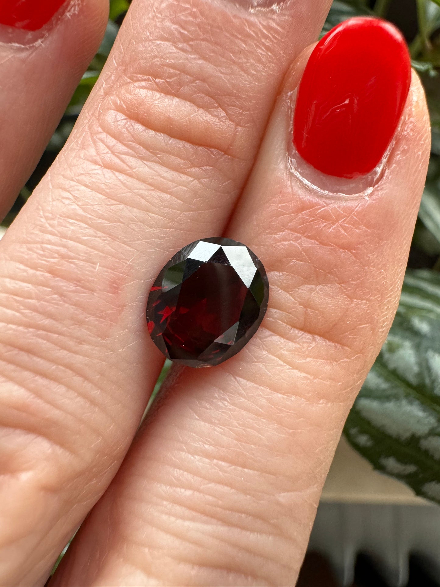 Pyrop, Rot, Oval, 3,10 ct.