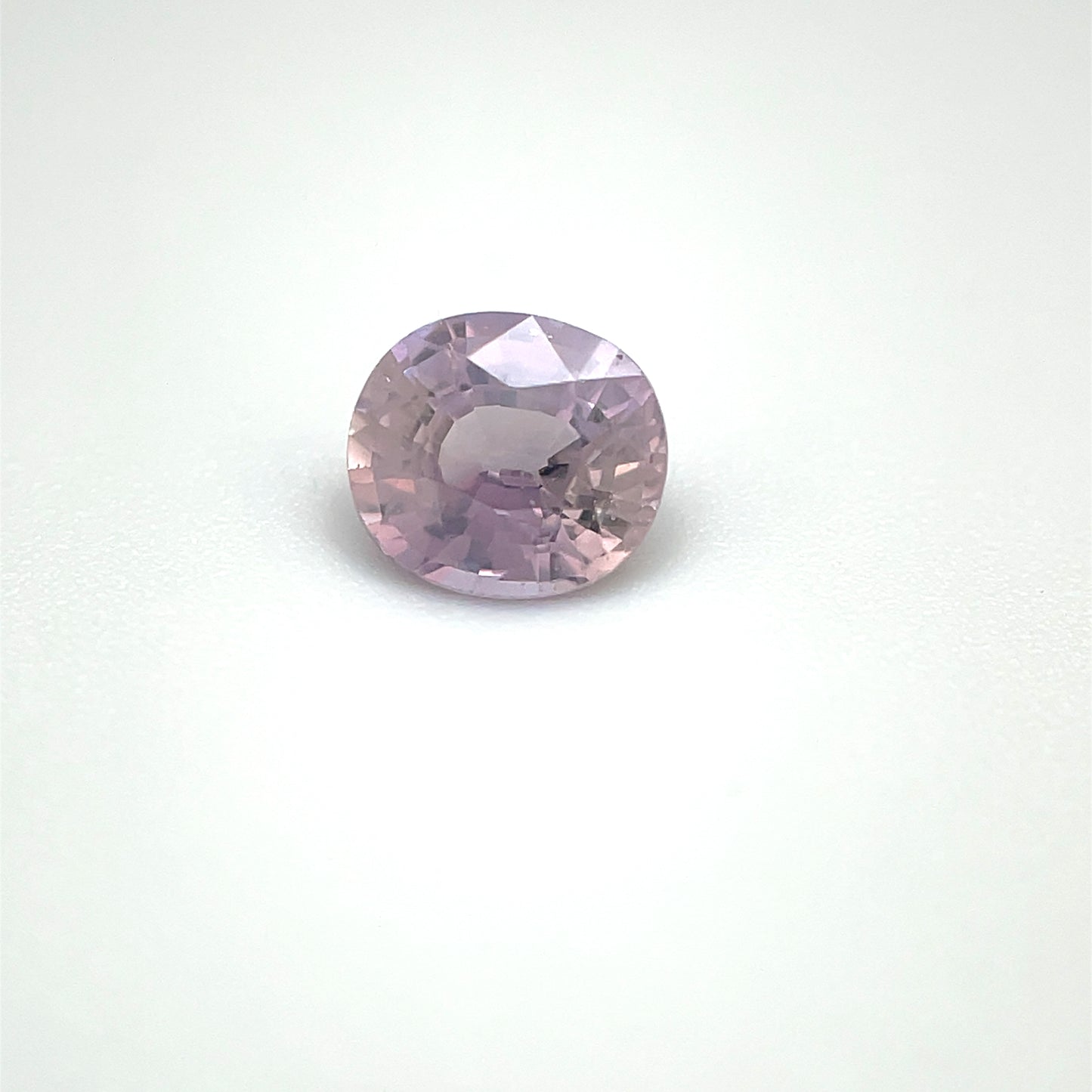 Saphir, Violett, Kissen, 0,70 ct., 5,3x4,7x3,2 mm