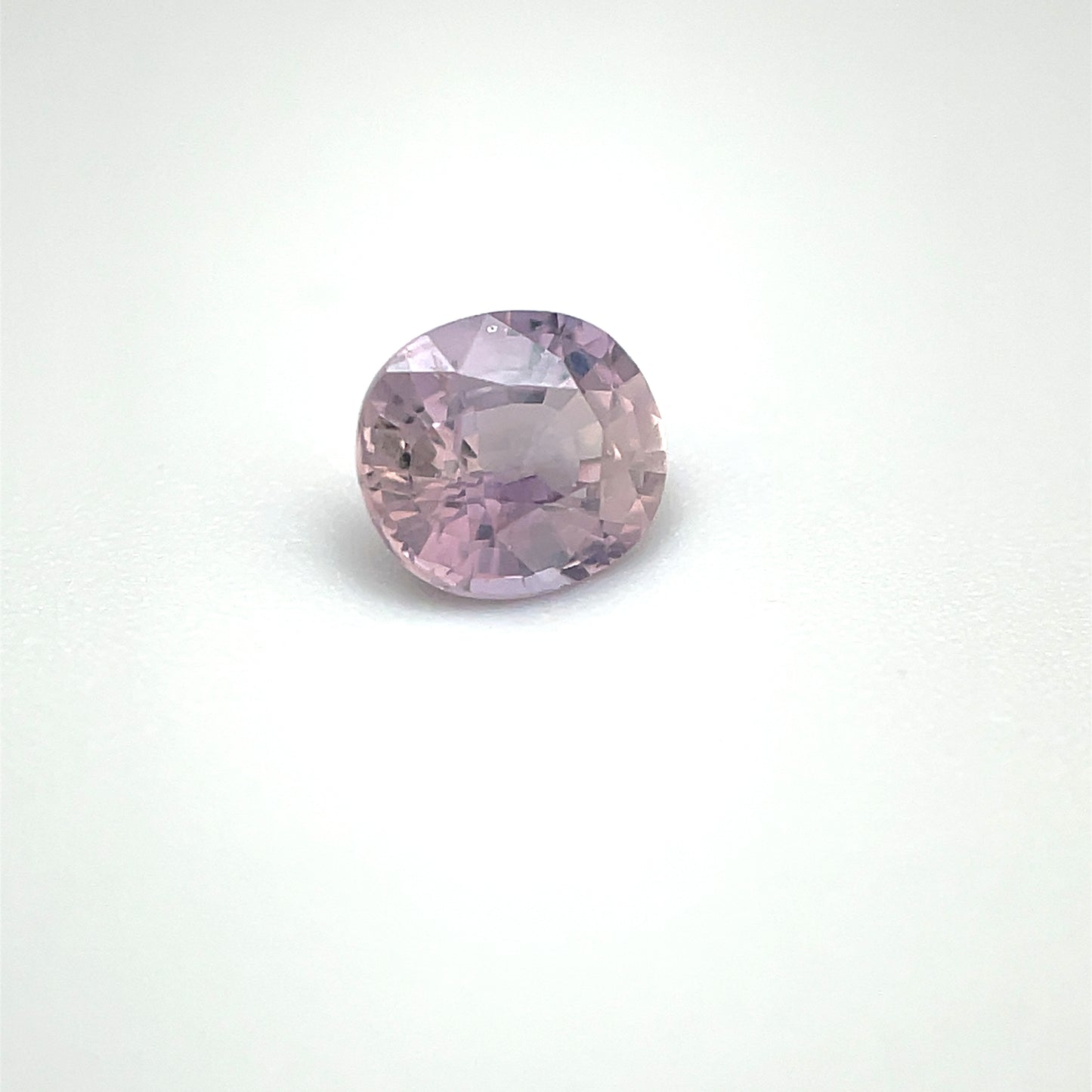 Saphir, Violett, Kissen, 0,70 ct., 5,3x4,7x3,2 mm