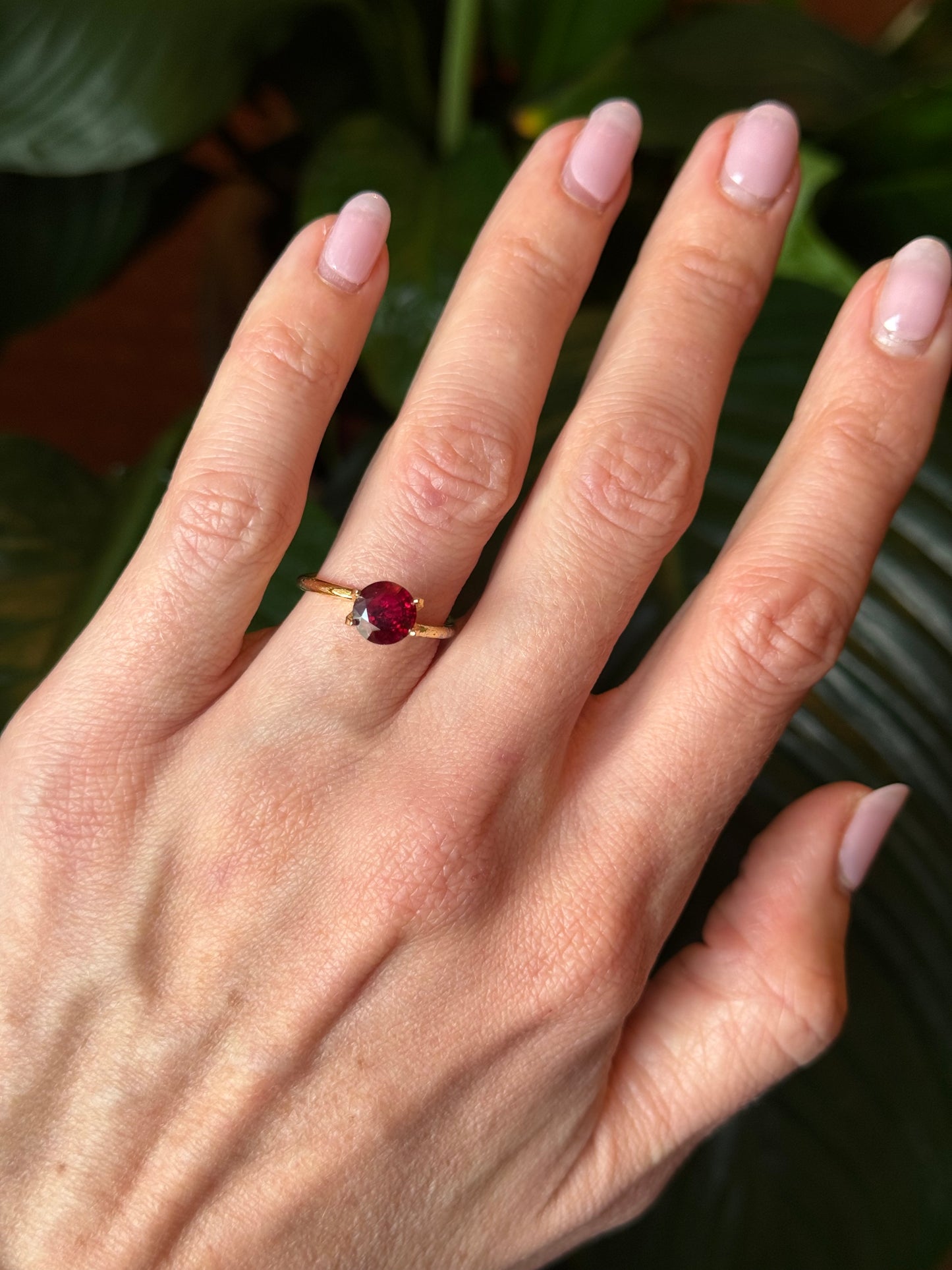 Rubin, Rot, Rund, 1,79 ct, 7,04x7,06x4,15 mm