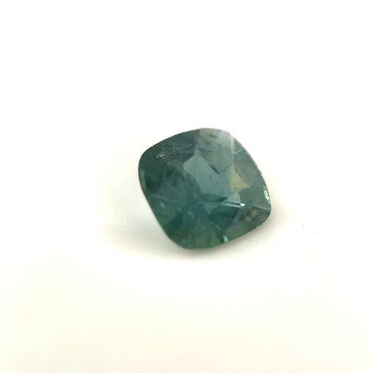 Saphir, Grün, Kissen, 0,39 ct.