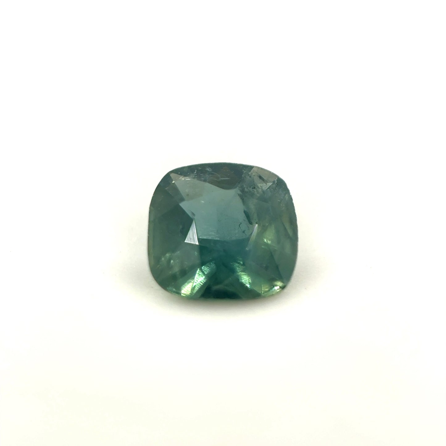 Saphir, Grün, Kissen, 0,39 ct.