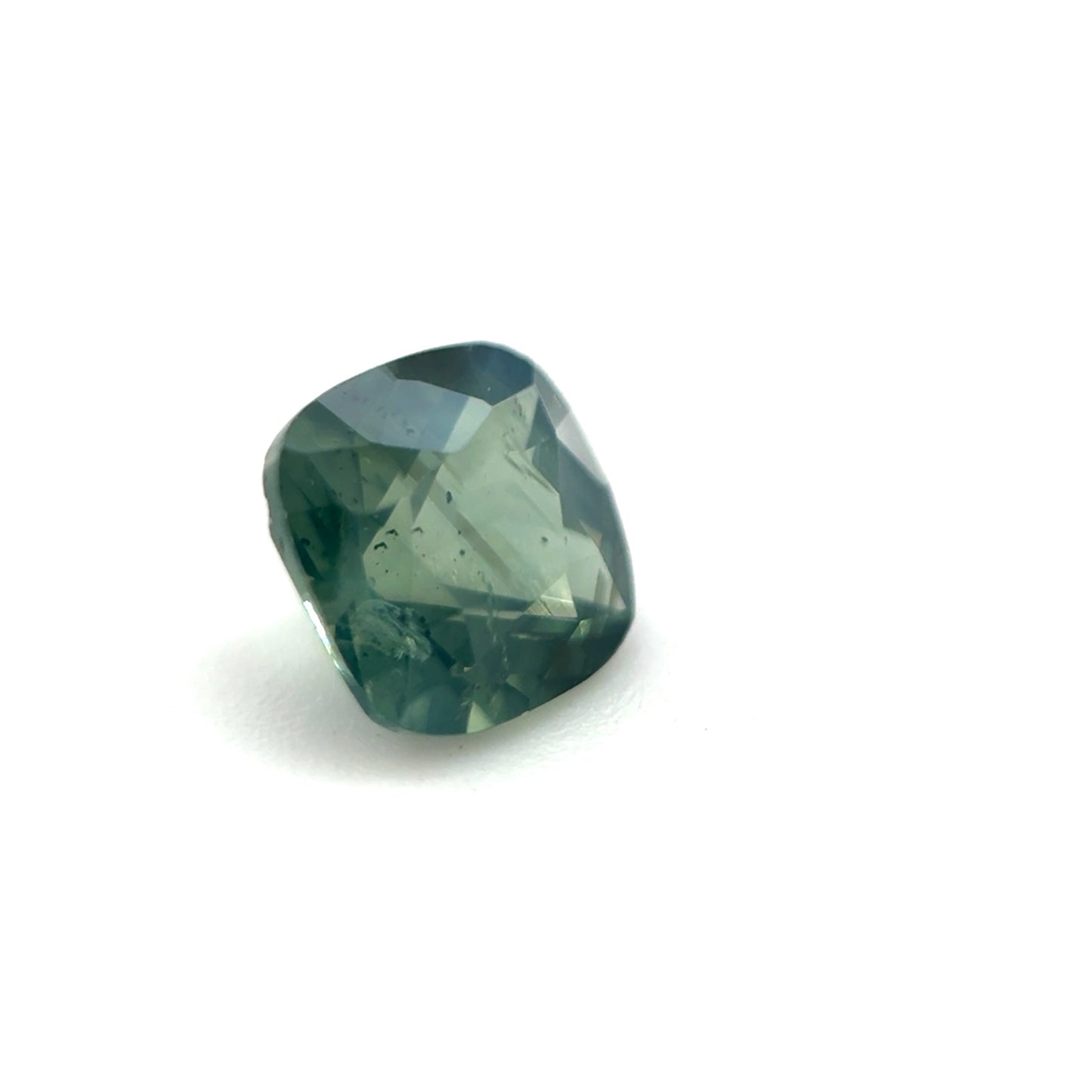 Saphir, Grün-Petrol, Kissen, 0,55 ct.