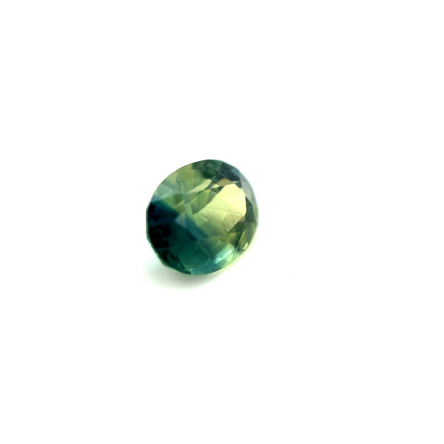 Saphir, Bicolor, Oval, 0,67 ct.