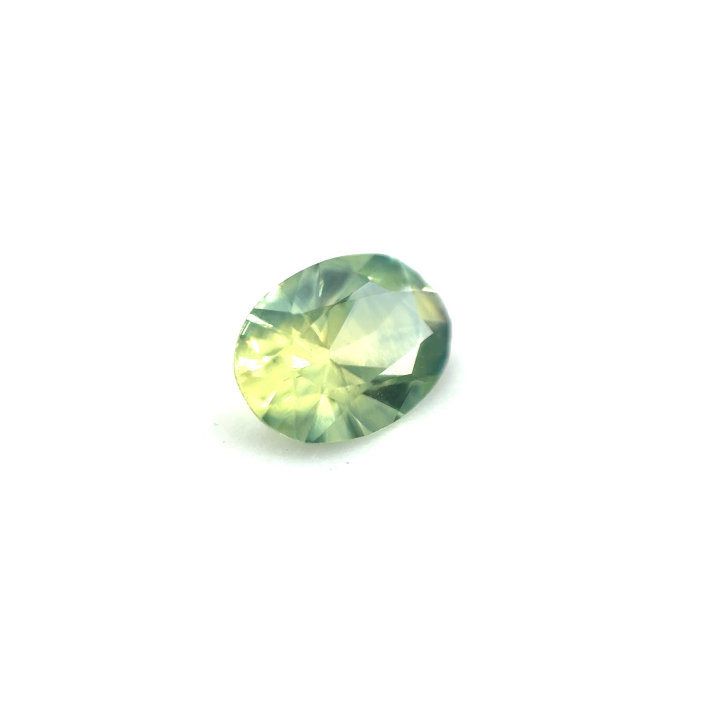 Saphir, Bicolor, Oval, 0,46 ct.
