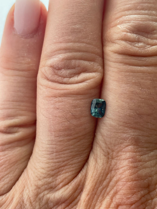 Saphir, Grün Blau, Kissen, 0,45 ct., 5,1x4,0x2,6 mm