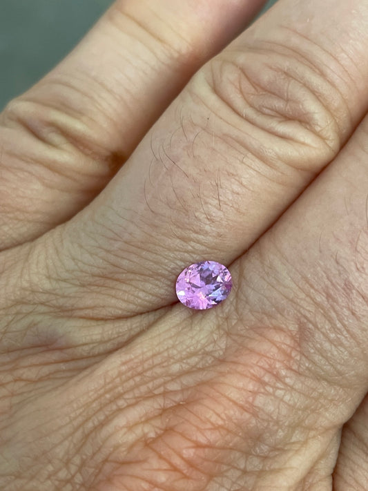 Saphir, Pink, Oval, 0,71 ct., 5,9x4,9x2,9 mm