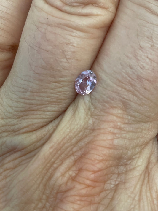 Saphir, Rosa, Oval, 0,46 ct., 5,6x4,2x2,4 mm