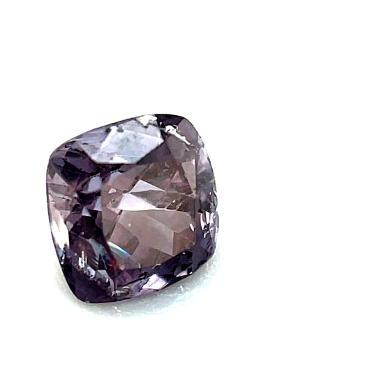 Saphir, Sonstige Farbe Violett, Kissen, 0,61 ct., 4,5x4,5x3,2 mm