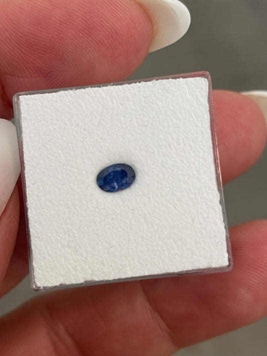 Saphir, Bicolor, Oval, 0,64 ct.,