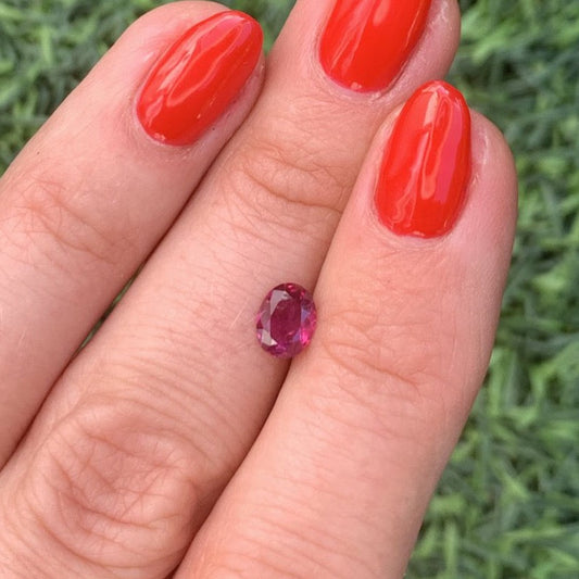 Rubin, Rot, Oval, 0,73 ct.