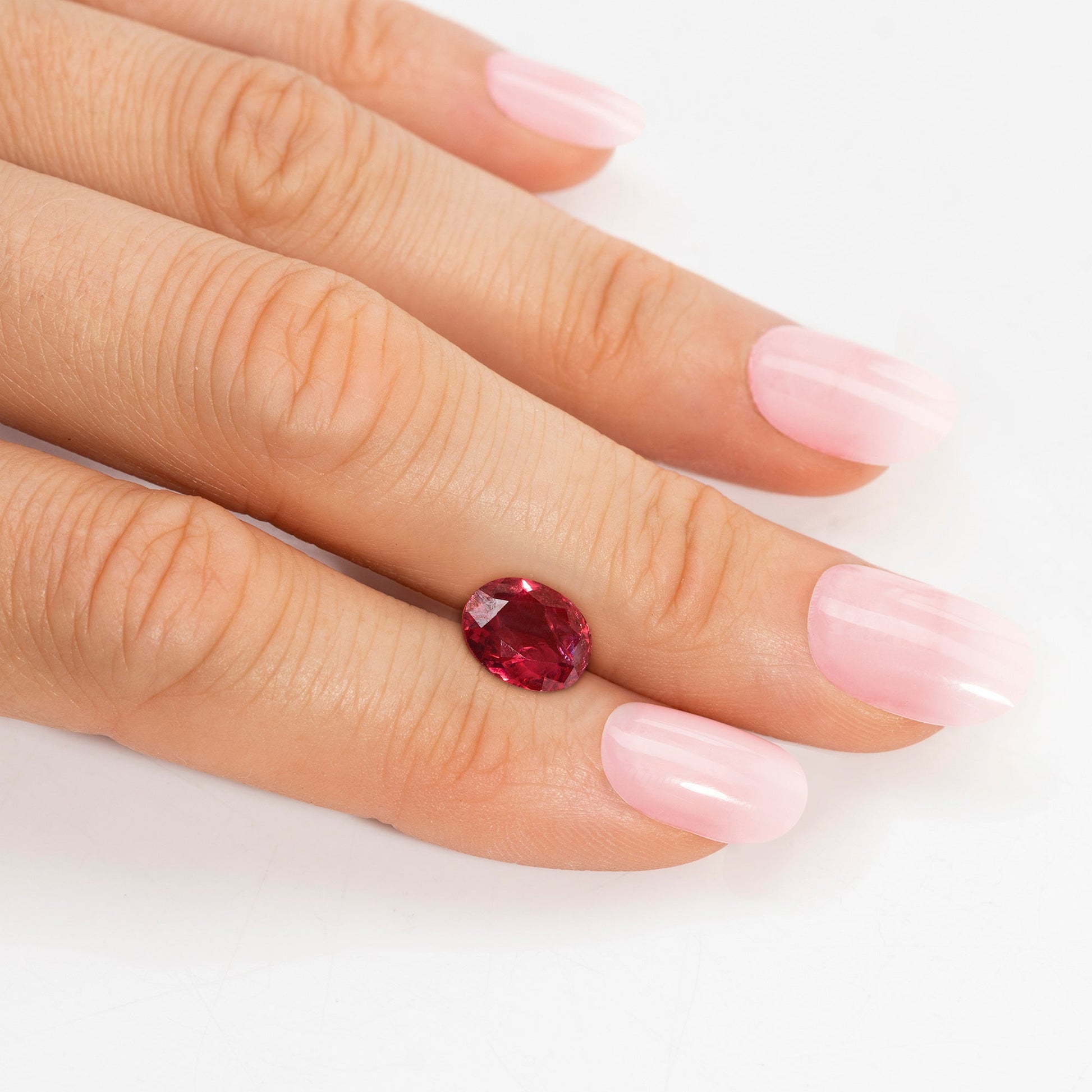 Rubin, Rot, Oval, 0,73 ct.
