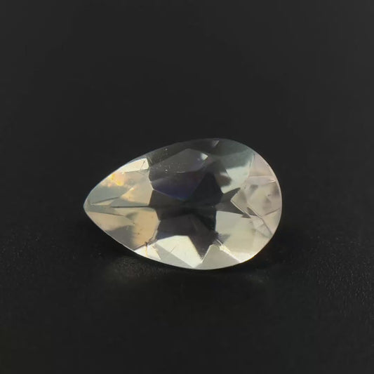 Rainbow Moonstone, Weiß, Tropfen, 1,07 ct