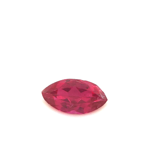 Rubin, Rot, Navette, 0,33 ct.