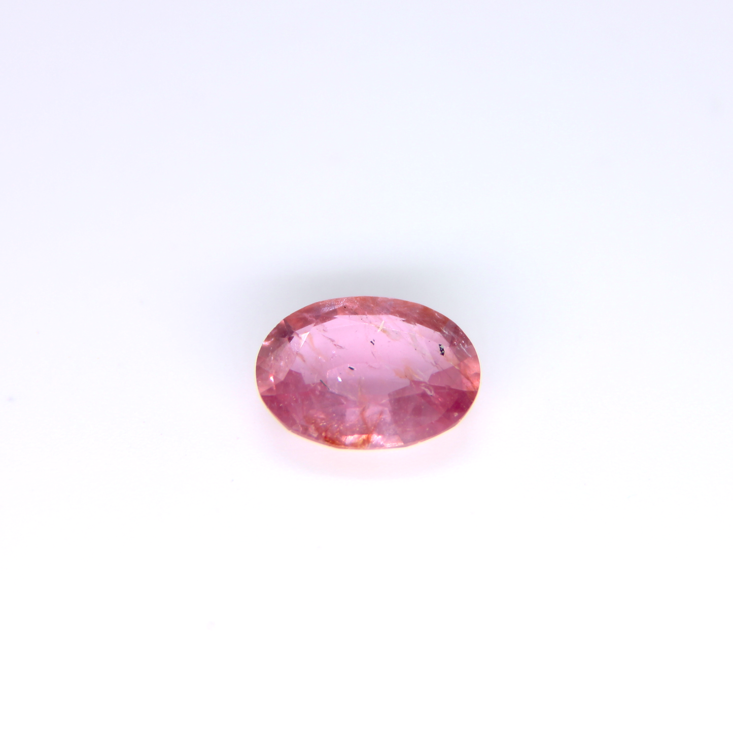 Saphir, rosa, oval, 2.01 ct.