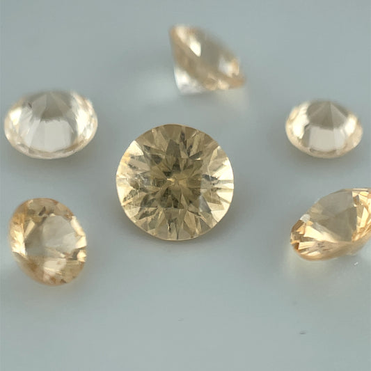 Grossular, Champagner, rund, ca. 0,56 ct., 5,1-5,3